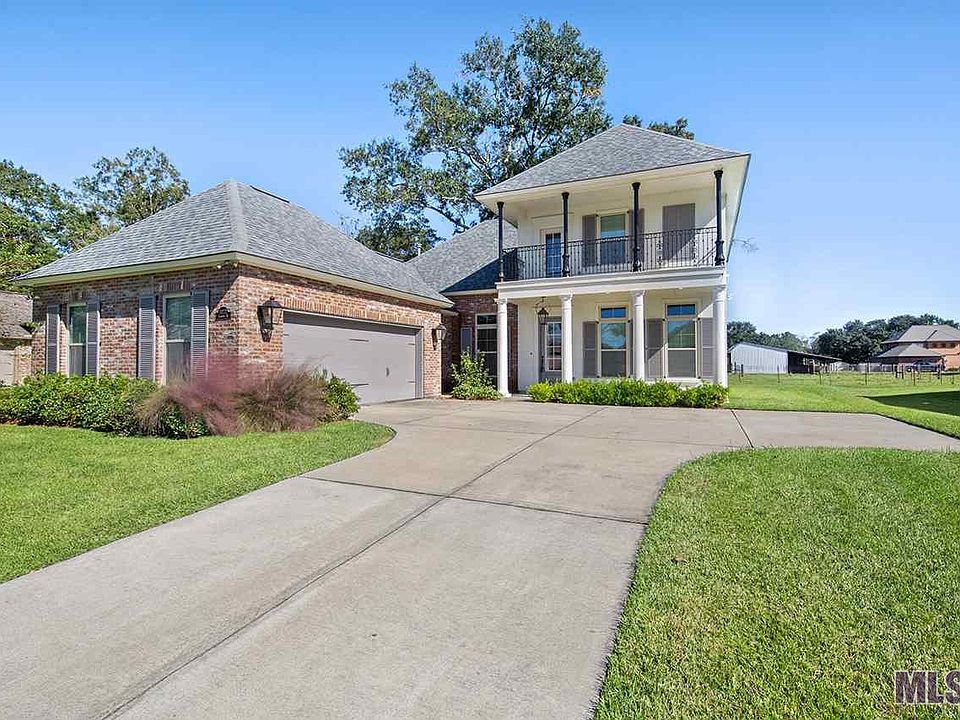 1st image of 15272 Taormina Dr