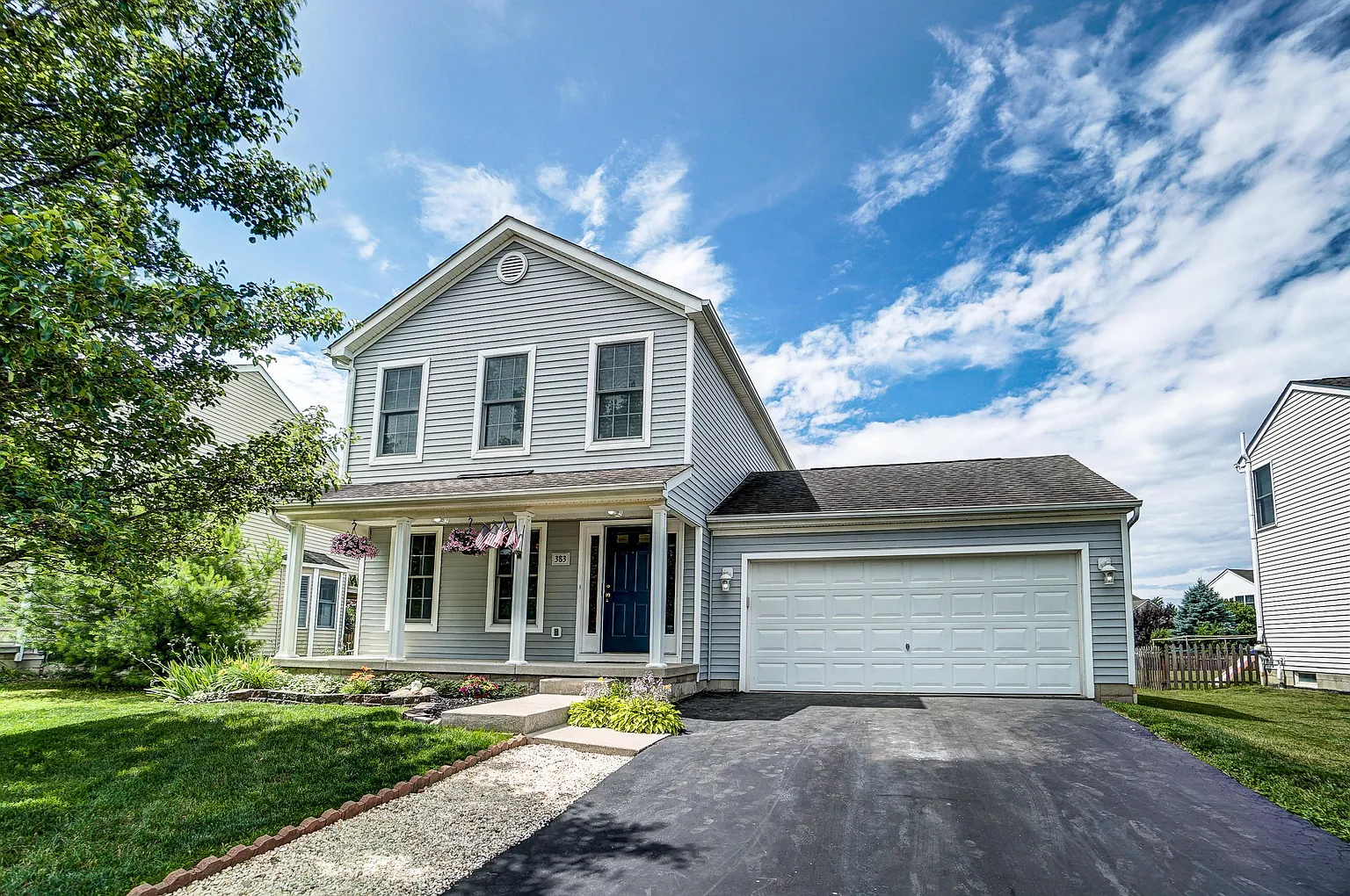 383 Cobblestone Dr photo 1