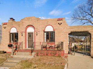2426 Cambridge Blvd, Fort Wayne, IN