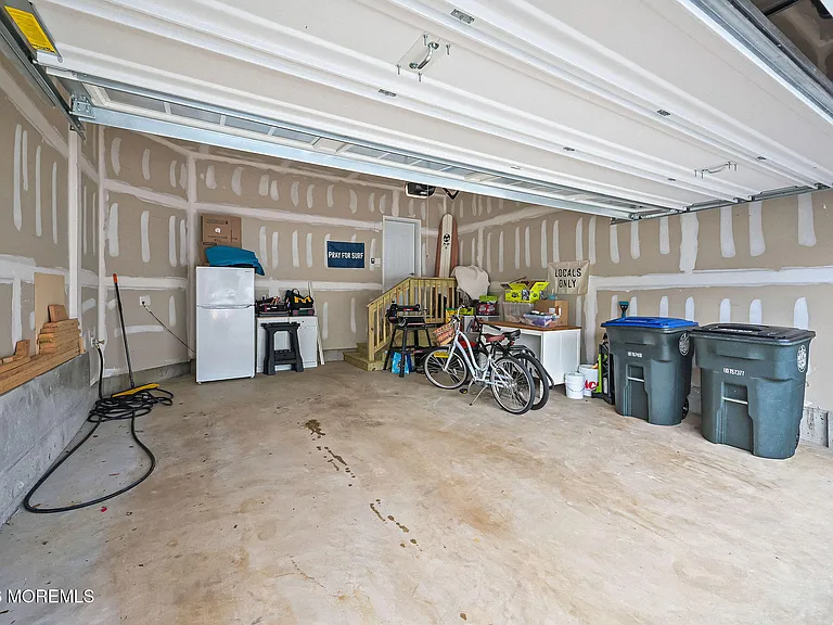4039 Heron Dr — Photo 38