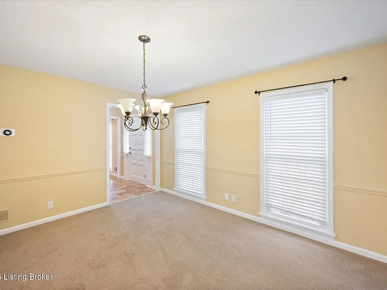9903 Welshpool Ct — Photo 33