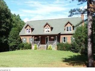 123 W 3rd St, Farmville, VA 23901