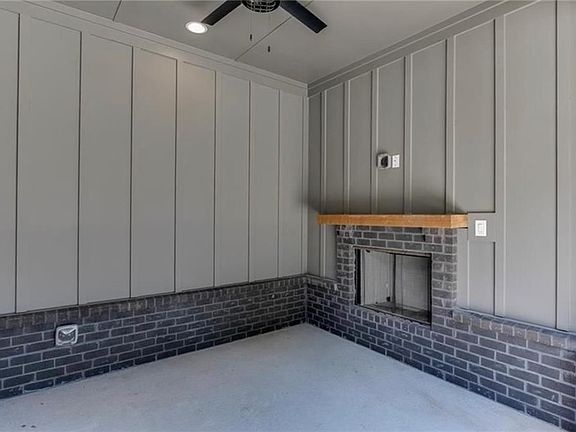 5th image of 5603 Pine St