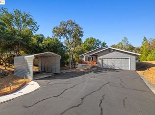 20747 Rising Hill Cir, Groveland, CA 95321