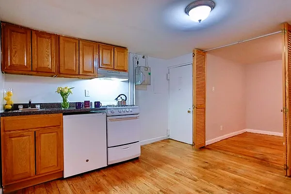 Rented by Highline Residential | media 2