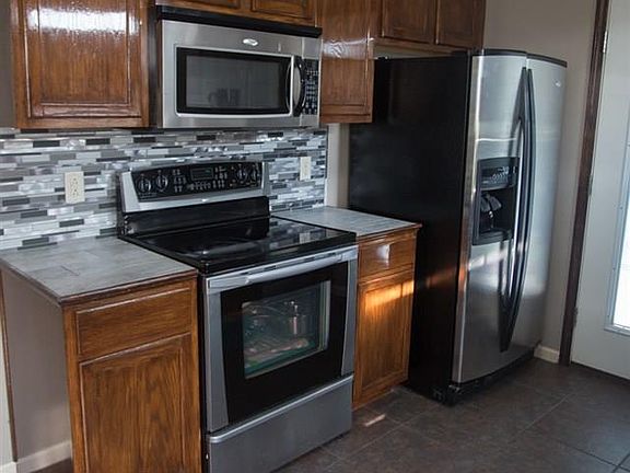 5th image of 3405 Antietam Dr