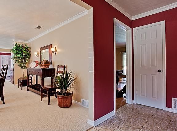 3rd image of 13831 Peyton Dr