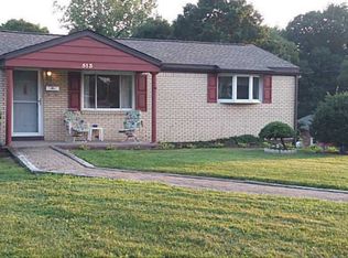 513 Cherry Dr, Trafford, PA 15085