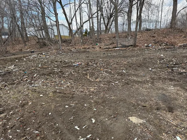 20 King Street, Calais, ME 04619