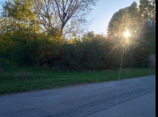 7071 Darling St, Azle, TX 76020