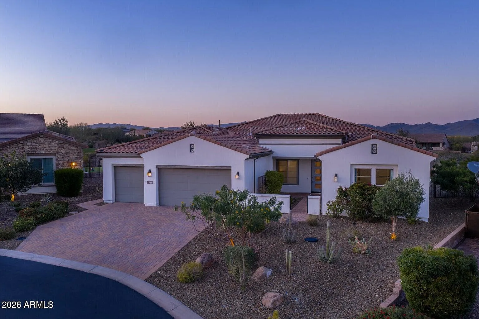 3 bed, 3.5 bath, 3305 sqft, $6,500 — Photo 1