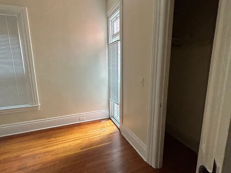 52 Rowley St — Photo 8