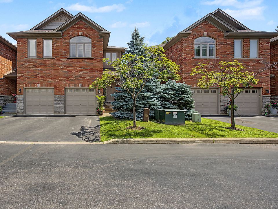 1st image of 218 Plains Rd E #11