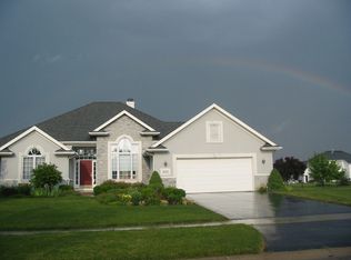 4665 Cabriolet Ln, Maumee, OH 43537