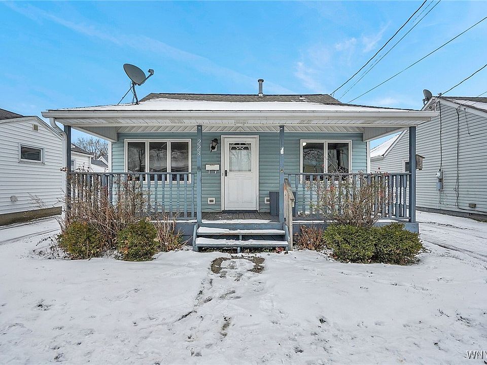 1st image of 223 Roland St