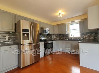 3250 Deer Ridge Ct, West Kelowna, BC V4T2R3