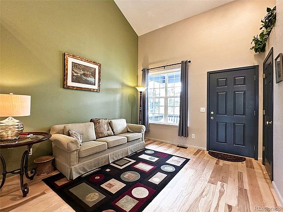 4th image of 1089 Riddlewood Lane