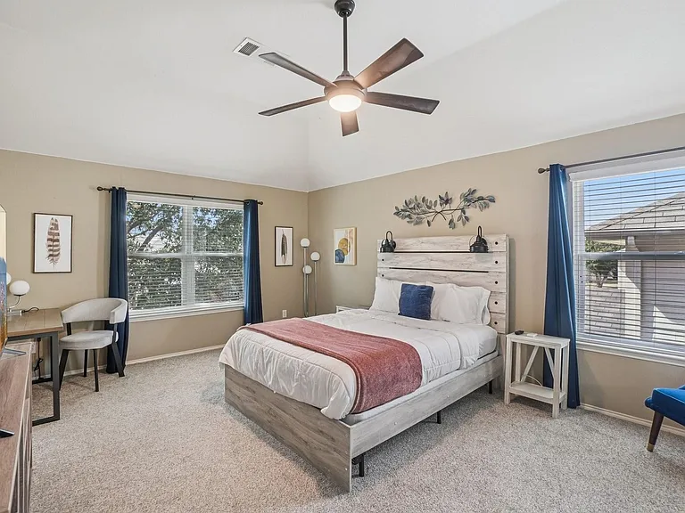 5825 Shetland Cir — Photo 33