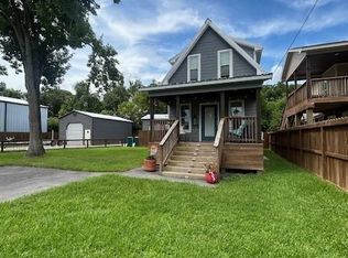 3020 Calhoun St, Bacliff, TX 77518
