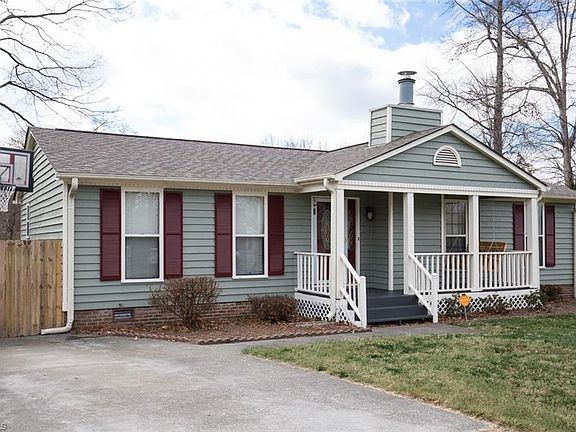 2nd image of 2107 Arbrook Ln