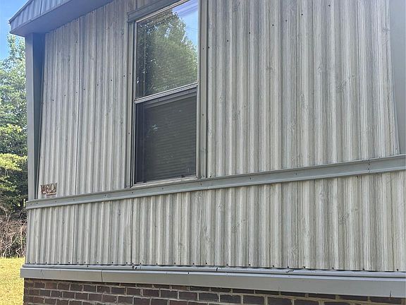 4th image of 714 Garden Valley Rd