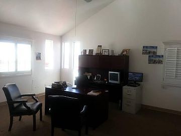 4th image of 11159 Alameda Ave
