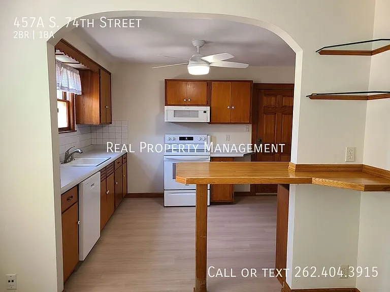 457A S 74th St — Photo 16