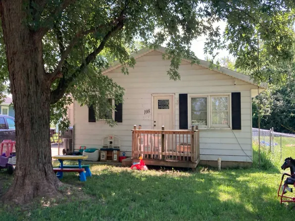 108 Rick Dr, Dunkirk, IN 47336