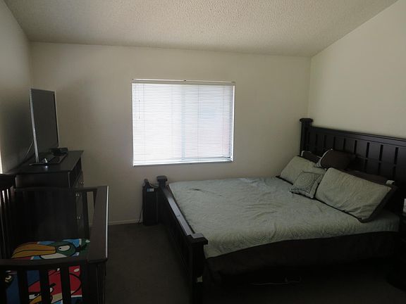 3rd image of 14955 Avenida Venusto Unit 20