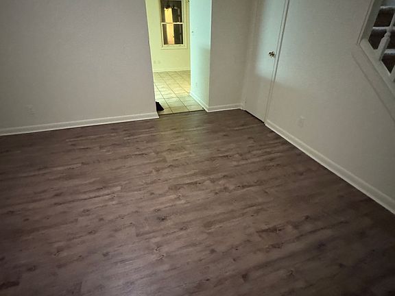 2nd image of 5218 Daffodil Dr