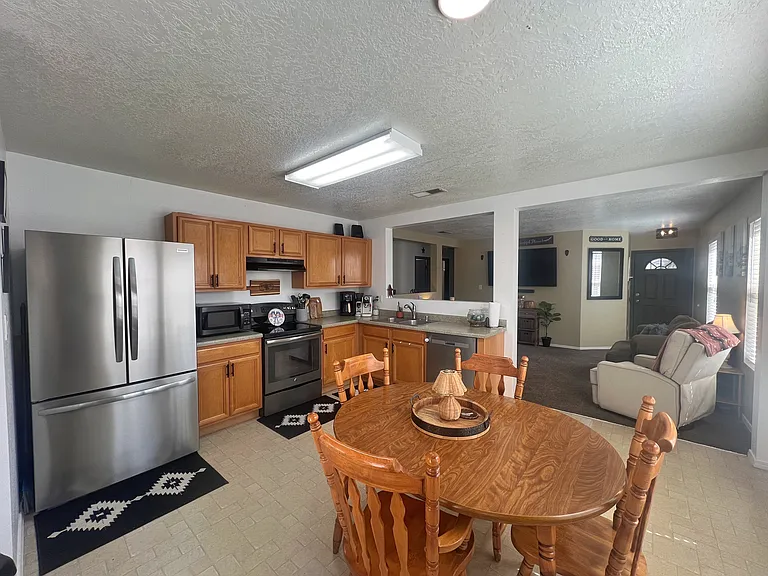 6148 Malpais Park Ave NW — Photo 9