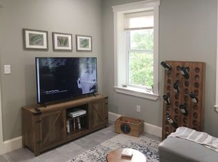 119 Cottage St #3F, Boston, MA 02128