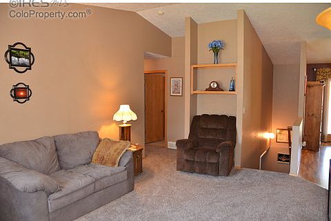 3rd image of 101 49th Avenue Ct