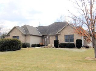 7205 Deerwood Trl, McHenry, IL 60050