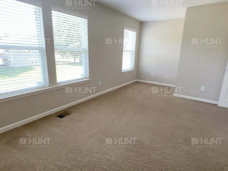 5962 Essex St — Photo 6