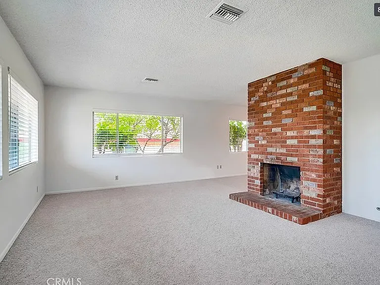 6310 Avenue De Palma — Photo 7