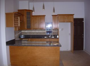 2744 W Maypole Ave, Chicago, IL 60612