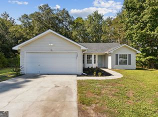 126 Lake Wisteria Ct, Kingsland, GA 31548