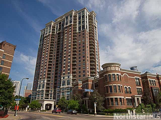 1st image of 500 E Grant St APT 1908