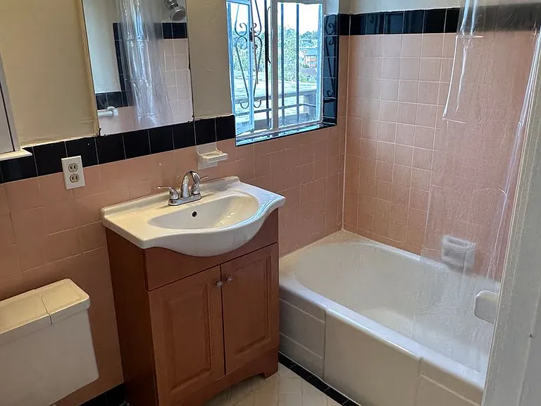 2641 Ivy Dr — Photo 19