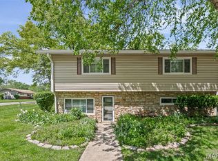1237 Gerber Rd, Edwardsville, IL 62025