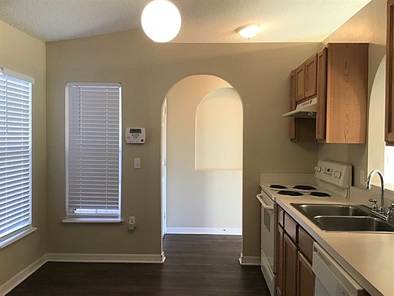 4th image of 1713 Corner Meadow Cir