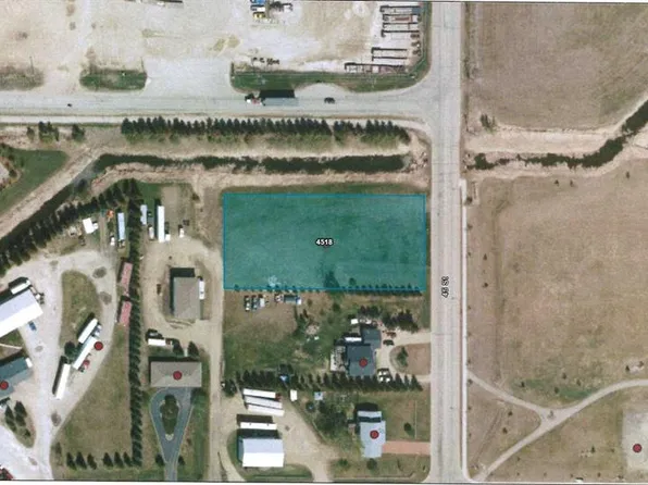 4518 45th St, Lacombe, AB T4L 1W3