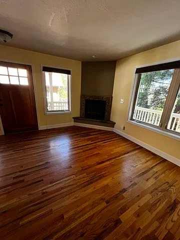 3 bed, 2.5 bath, 1712 sqft, $2,500 — Photo 4