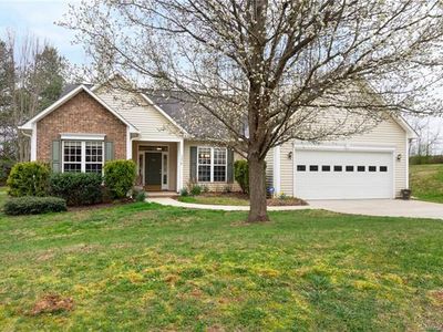 215 E Farm Creek Dr, Asheville, NC, 28806