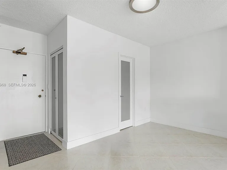 1965 S Ocean Dr #11E — Photo 13