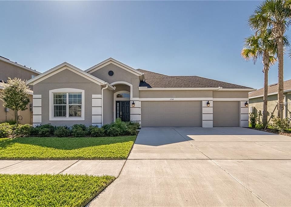 1st image of 17565 Buckingham Garden Dr