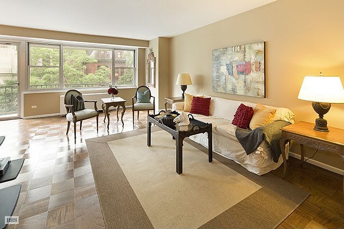 2nd image of 80 Central Park W APT 4E