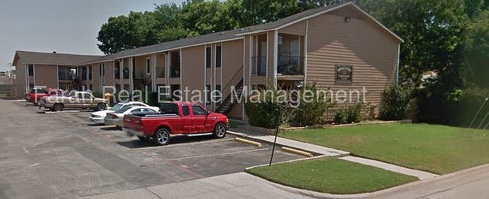 1st image of 507 Cora St APT 107