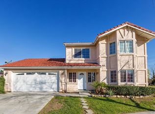 15939 Dianthus Ct, Fontana, CA 92335